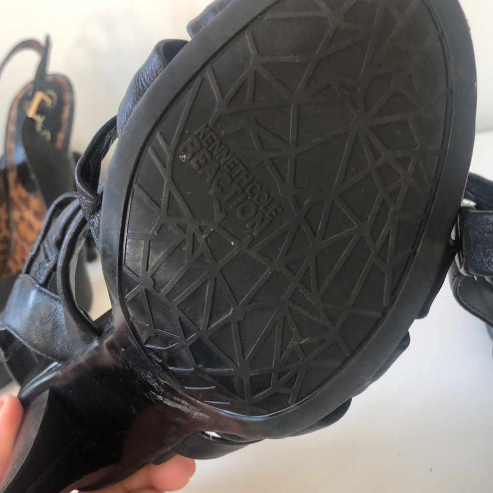 Kenneth Cole Reaction Slingbacks - Picture 4 of 5